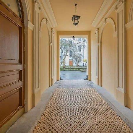 Spacious Vintage 1930'S Inspired Apartment By Noclegi Renters Warsaw Exterior photo