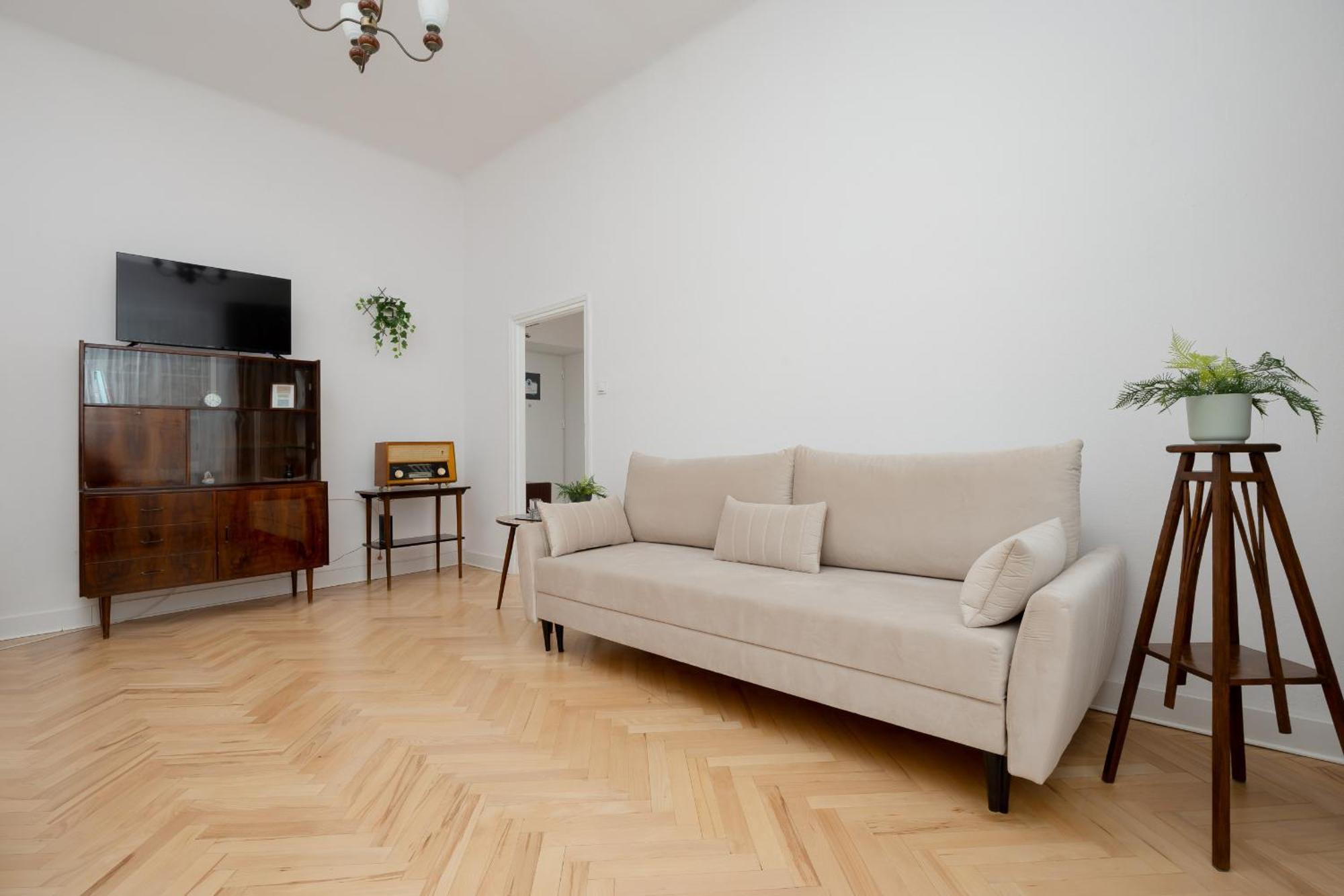 Apartament Spacious Vintage 1930's Inspired By Renters Warszawa
